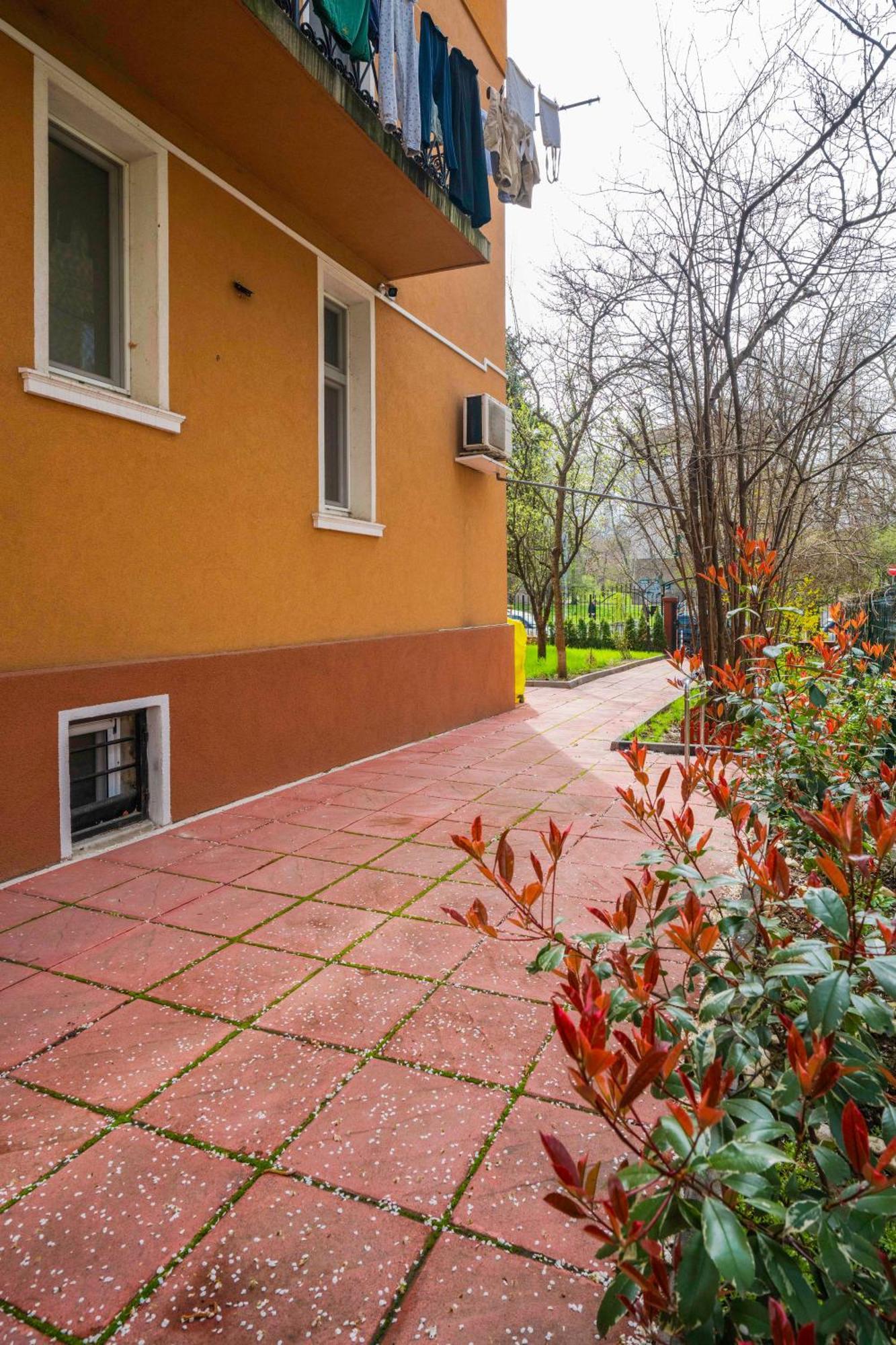 The Secret Spot 1bd * Sofia